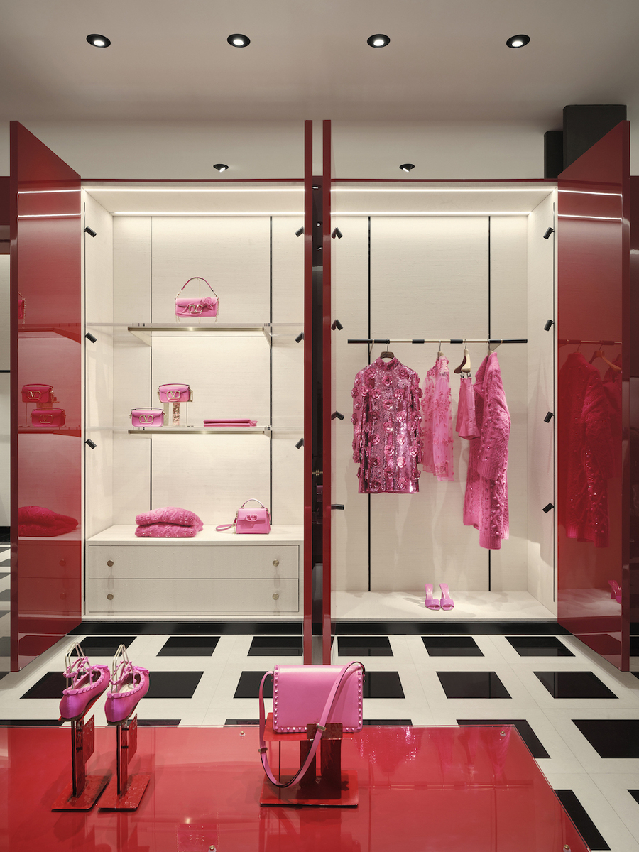 Valentino — still 2