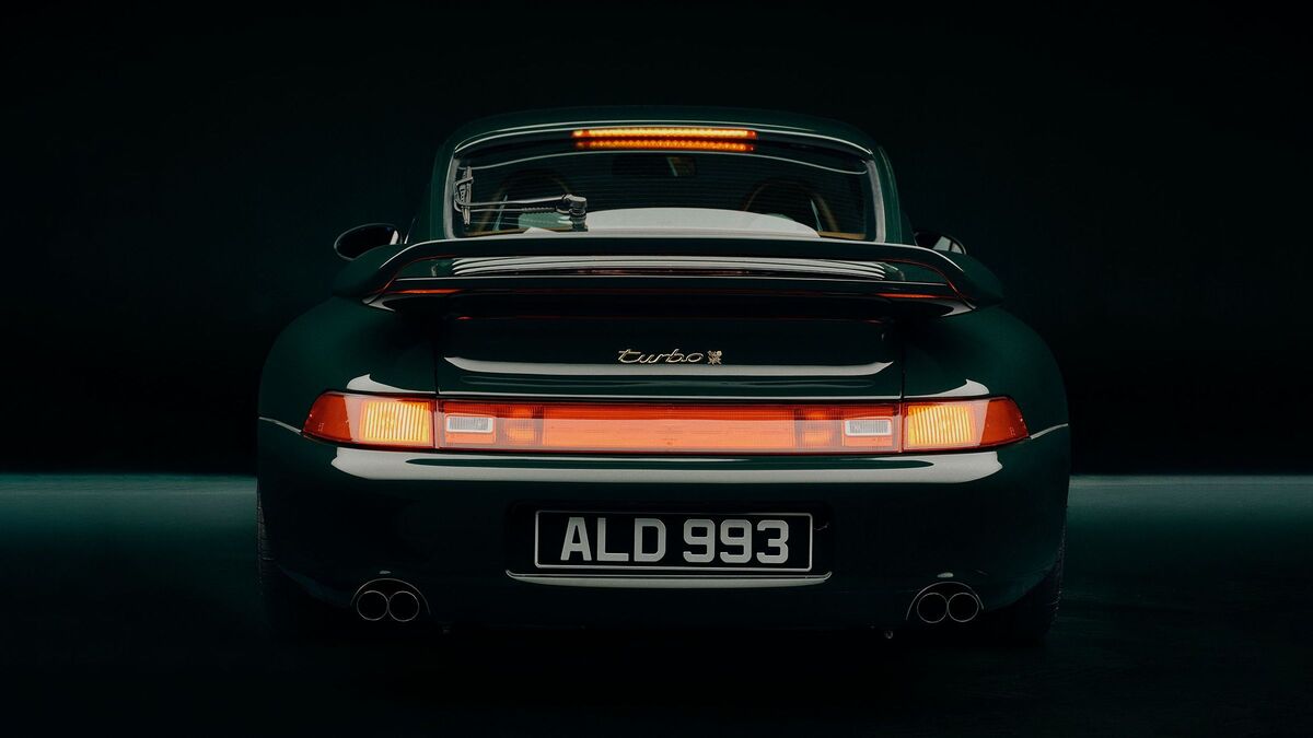 Aimé Leon Dore × Porsche 993 — still 6