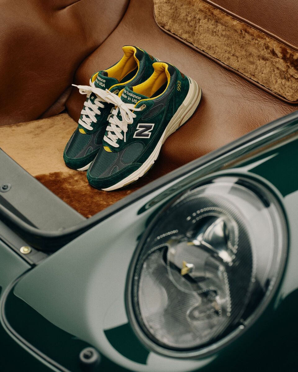 Aimé Leon Dore × Porsche 993 — still 4