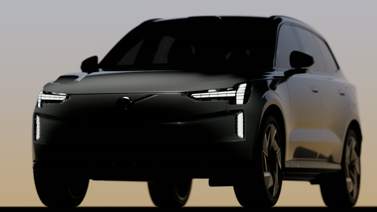 Volvo EX90 — still 5