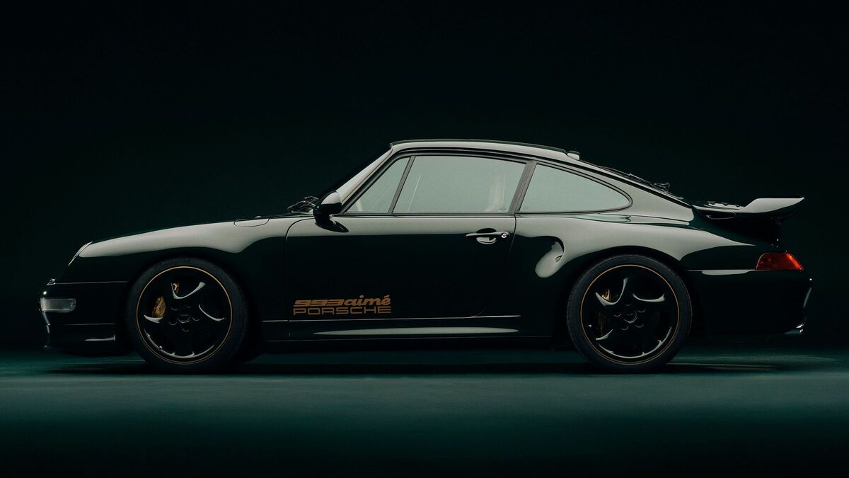 Aimé Leon Dore × Porsche 993 — still 7
